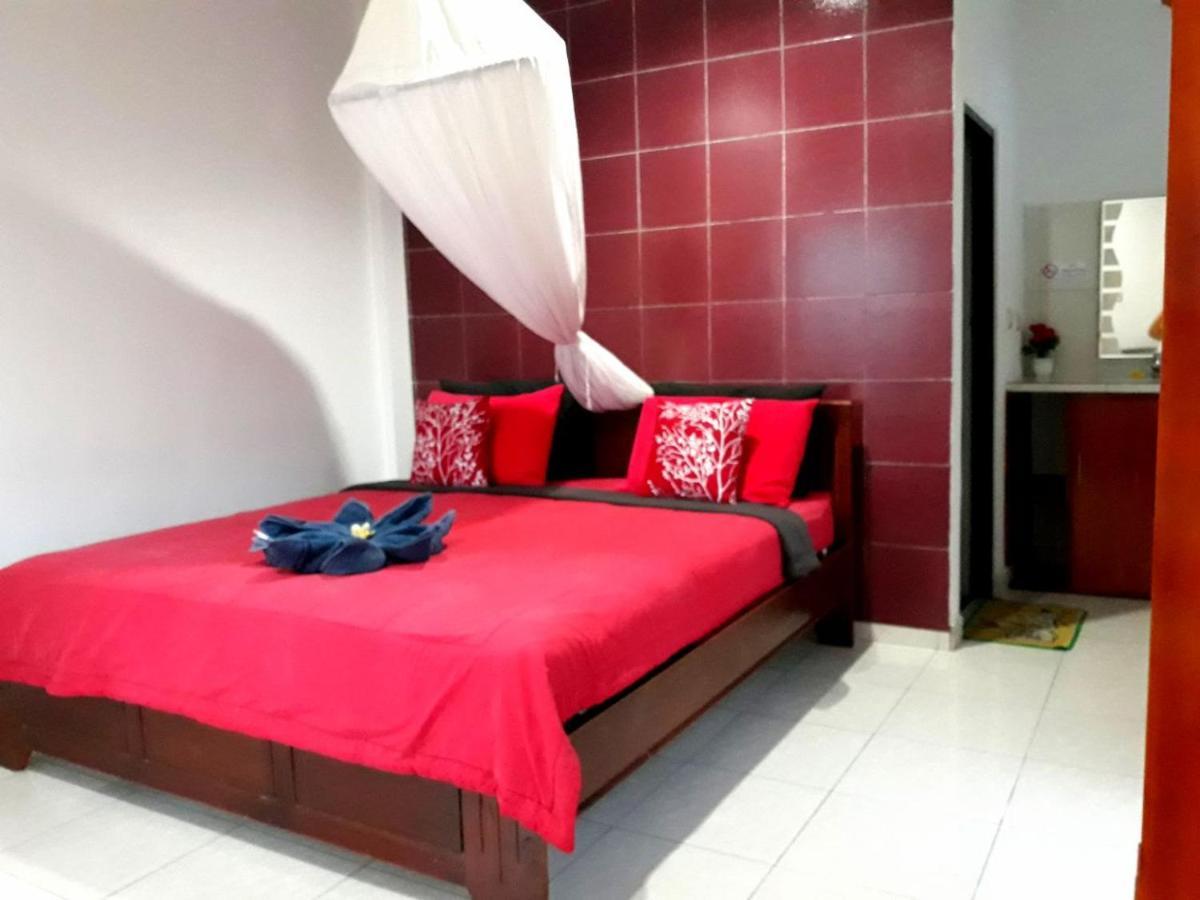 One Homestay And Warung Munduk  Luaran gambar