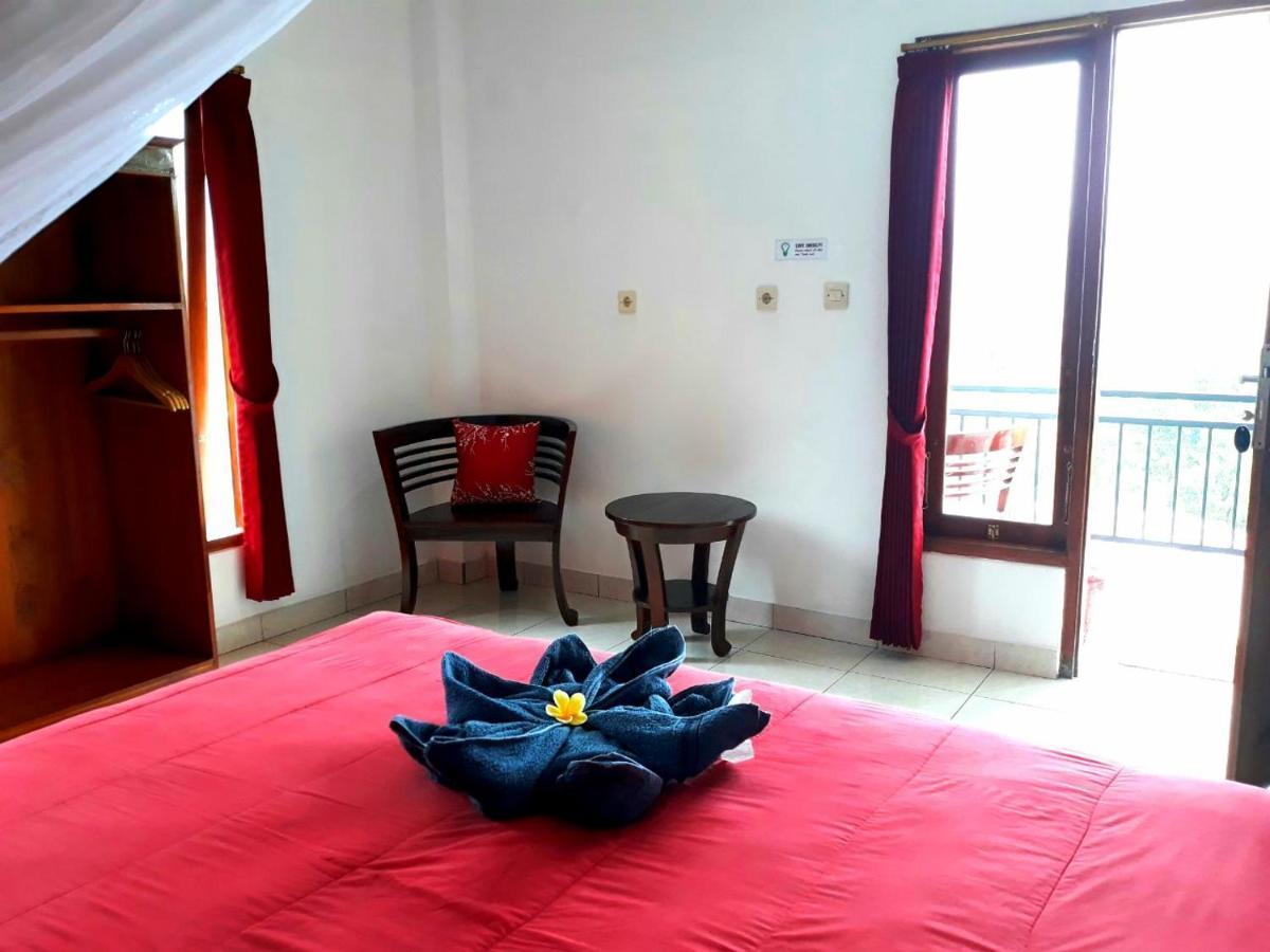 One Homestay And Warung Munduk  Luaran gambar