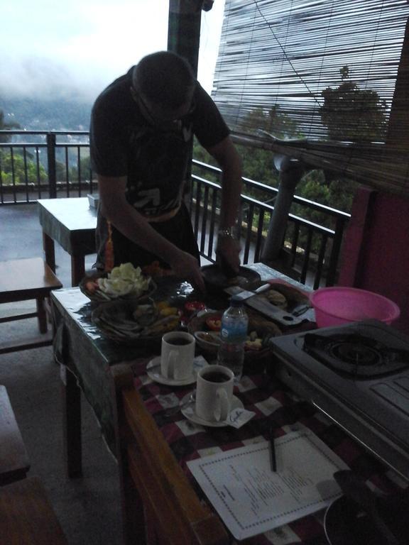 One Homestay And Warung Munduk  Luaran gambar