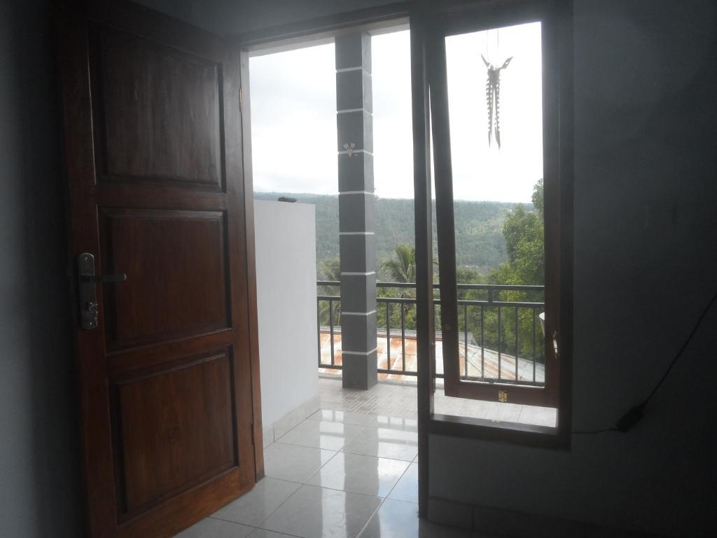 One Homestay And Warung Munduk  Luaran gambar