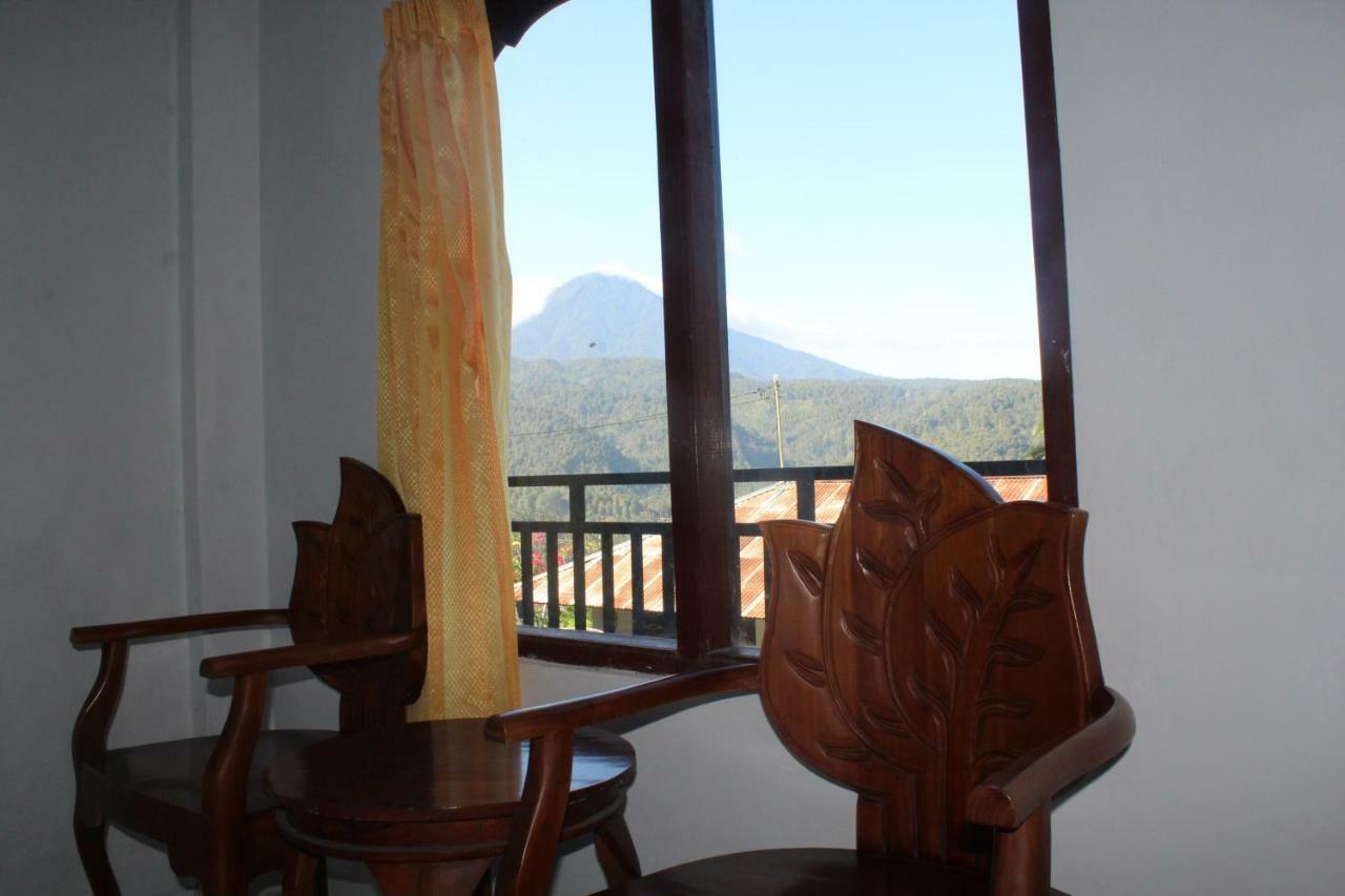 One Homestay And Warung Munduk  Luaran gambar