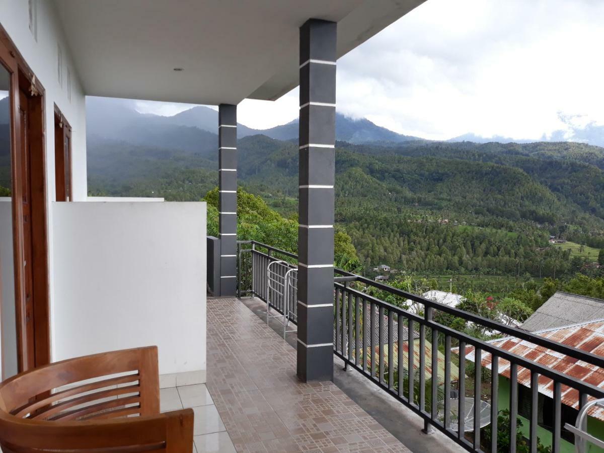 One Homestay And Warung Munduk  Luaran gambar