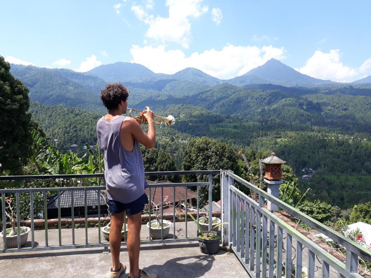 One Homestay And Warung Munduk  Luaran gambar
